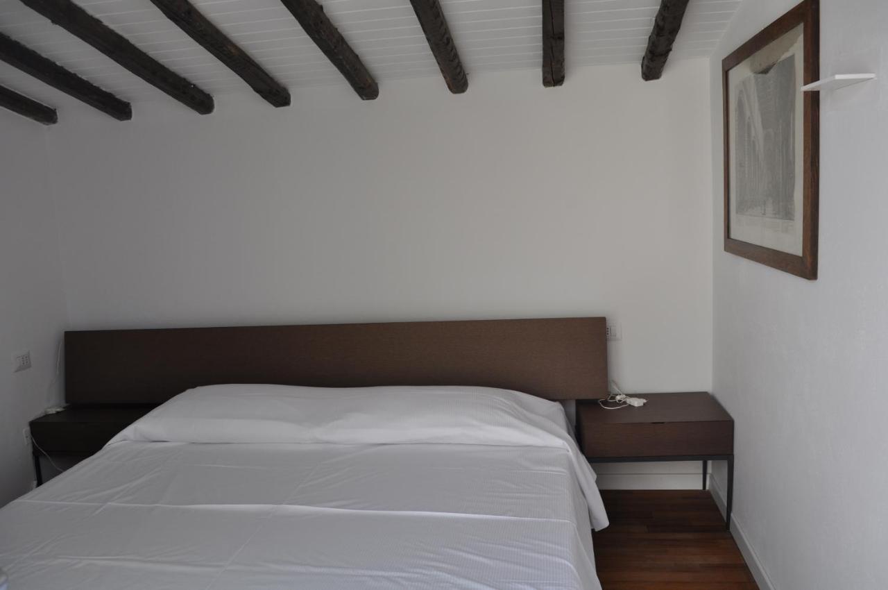 Casa Di Mario In Centro Storico Con Due Da Letto E Terrazze Apartment *